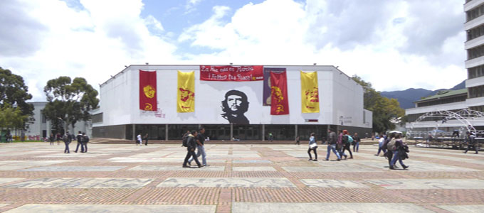 La Plaza Che.