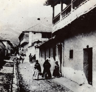 La Calle del Sol. Sociedad de Mejoras y Ornato de Bogotá. Archivo JVOR. Reg. II-112a.